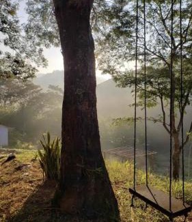 Merces House | Refúgio, Aconchego, Aonde nasce o sol e Cachoeira!