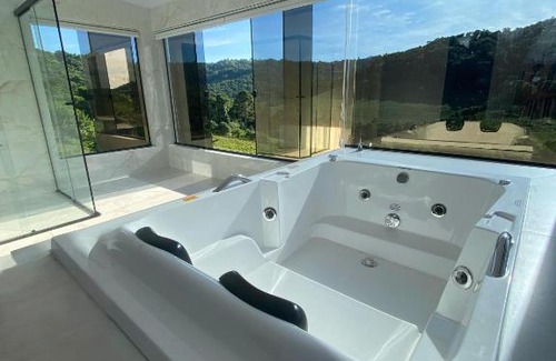 Ametista do Sul House | Refúgio Da Lua - Buss motorhome