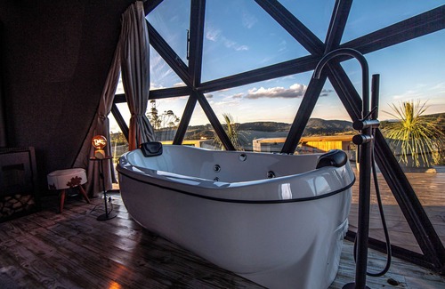 Rancho Queimado Cottage | Refúgio nas Nuvens – Domo Omega Luxuoso com Fogo de Chão e Hidro Panorâmica