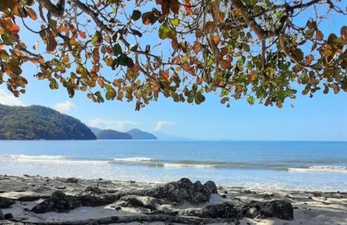 Itagua House | Refúgio Tropical - Casarão de 5 suítes em Itagua