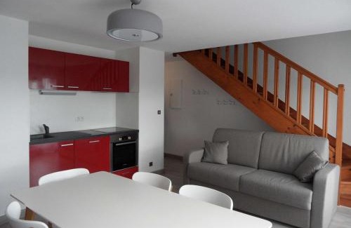 Arzon Apartment | REF 122 Appartement 4 pièces pour six personnes avec piscine et cours de tennis Port Crouesty ARZON
