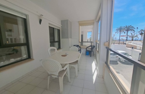 Torreblanca Apartment | Ref: 299 Beachfront 4 bedroom apartment with pool in Fuengirola