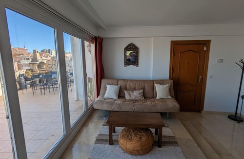 Fuengirola Apartment | Ref: 316 Stunning centric penthouse with sea views