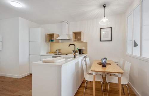 Quartier du Panier Apartment | Refined apartment within the Panier district of Marseille Welkeys