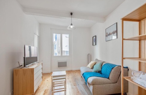 Quartier du Panier Apartment | Refined apartment within the Panier district of Marseille Welkeys