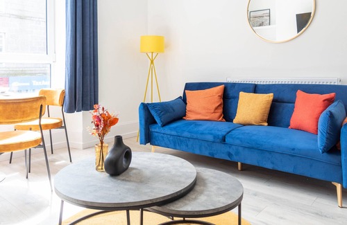 Central Aberdeen Apartment | Refreshing Modern Apartment in Aberdeen