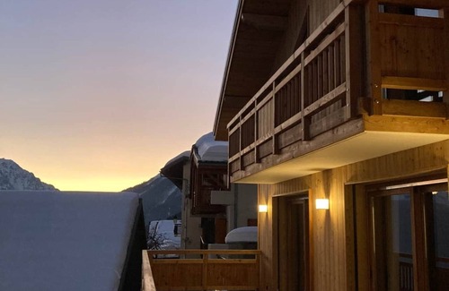 Vaujany Ski Chalet | "Refuge des Sens", Chalet "Harmonie"
