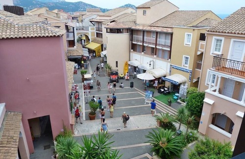 Saint-Raphael Apartment | Refurbished studio with garden and patio in the Cap Esterel holiday village