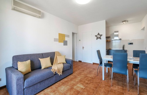 Lazise Apartment | Regarda - The Sun renewed apartment with swimming pool