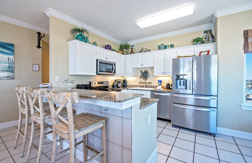 Ono Island Condo | Regency Isle 601 Your Orange Beach Retreat! Gulf Front Pool Beach By Prickett Properties