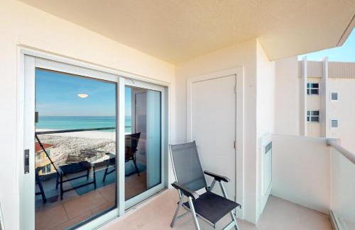 Pensacola Beach Apartment | Regency Towers W 707
