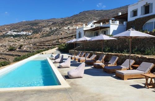 Exomvourgo Villa | ReGenesis Villas