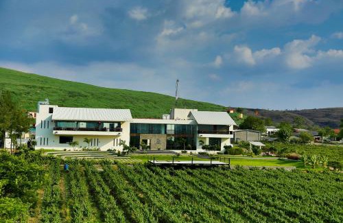 Gangavhare Resort | Regenta Resort Soma Vine Village Nashik