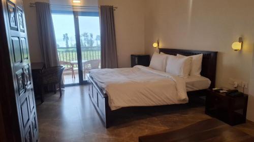 Gangavhare Resort | Regenta Resort Soma Vine Village Nashik