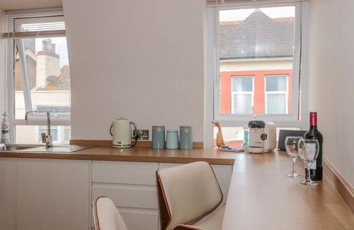 Teignmouth Cottage | Regents Deck