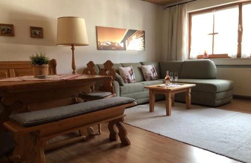 Garmisch-Partenkirchen Apartment | Regina