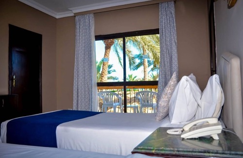 Sheraton Road -Sakkala Resort | Regina Resort and Aqua Park Hurghada