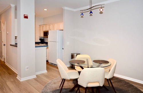 Rehoboth Beach Condo | Rehoboth Beach 3rd Level Condo w/Pool & Parking