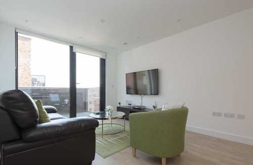 Chelmsford House | Reinforced service apartment