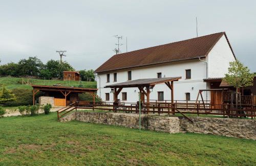 Bohemian-Moravian Highlands House | Rekreační a jezdecký areál Equifarm