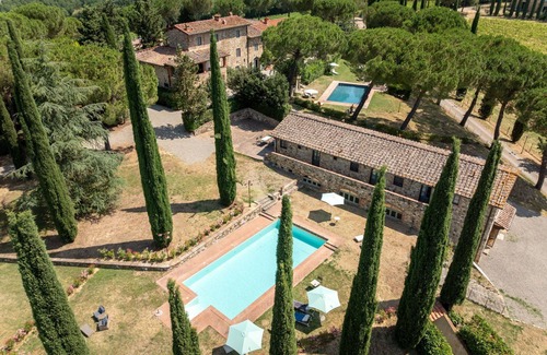 San Pietro in Bossolo Villa | Relais Badia a Passignano - Appartamento Cabernet