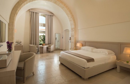 Taranto Hotel | Relais Histò San Pietro sul Mar Piccolo