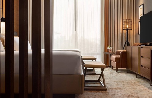 Moab Hotel | Relax and Unwind at a Western Retreat in Moab!Stunning Views of Moab's Red Rocks