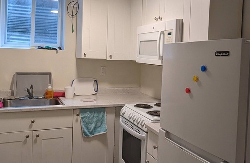 Stoney Creek Apartment | Relax as a family or on a Business trip, at this peaceful lower-level apartment.