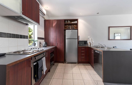 Mourea Villa | Relax At The Bach - Resort Style Living