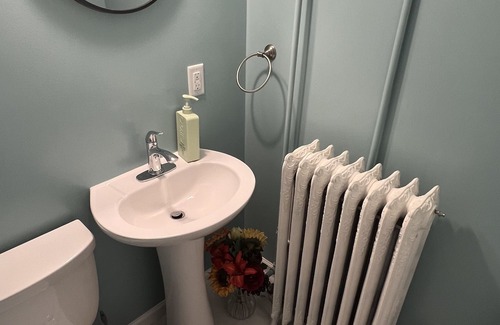 Pleasant Gap House | Relax at the Blue Indulgence