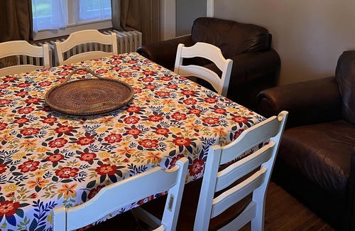 Pleasant Gap House | Relax at the Blue Indulgence