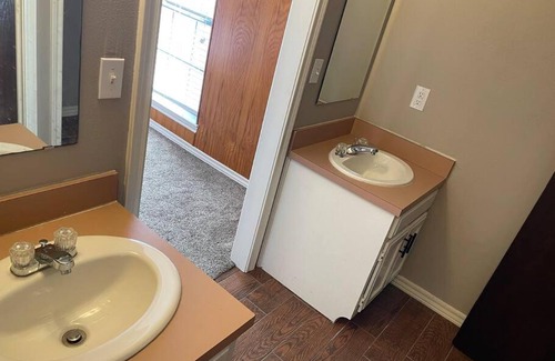 Hico House | Relax at the Circle4B Ranch