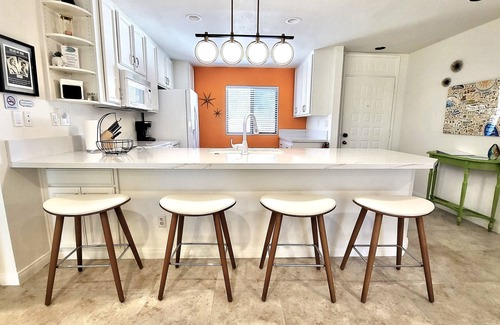 Palm Springs Condo | Relax-ay-Voo at Desert Princess Country Club