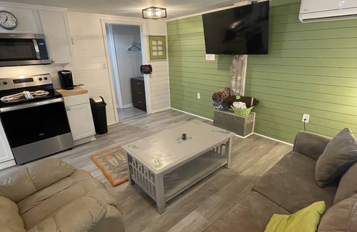 Windy Hill Apartment | Relax by stunning pool at you cozy beach villa, pets ok