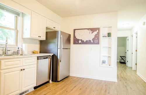 Mount Washington House | Relax in Kentucky! Bourbon Trail, Pet-friendly, free coffee & WIFI