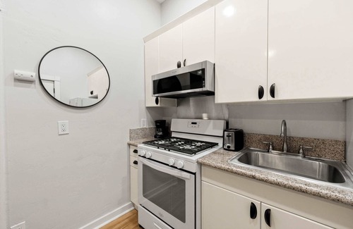 Sherman Heights Apartment | Relax in Stylish 1BR | Near Gaslamp & Little Italy
