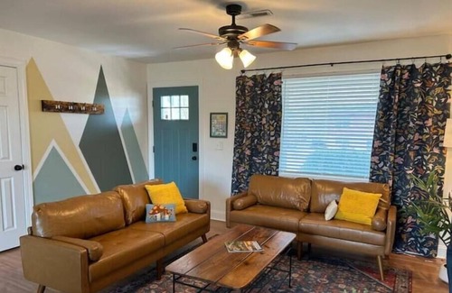 Travelers Rest House | Relax in Travelers Rest