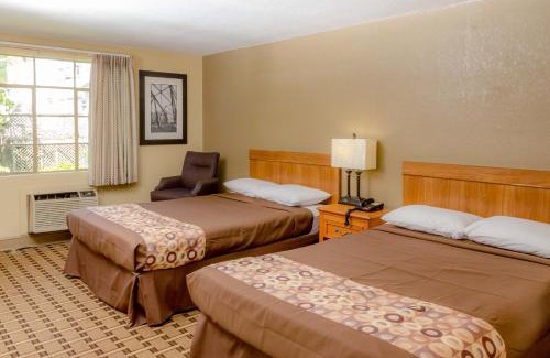 Bryson City Hotel | Relax Inn - Bryson City
