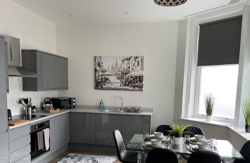 Bournemouth Apartment | Relax Inn - Flat 2, 559 Wimborne Road