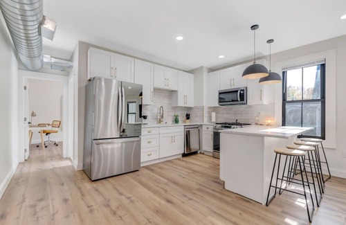 Tremont Apartment | Relax Play Pickleball HotTub