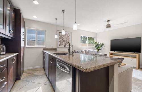 Largo House | Relax & Play Pool Pets OK Near IRB & St. Pete
