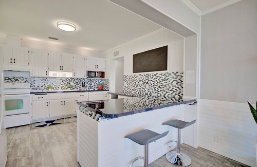 Lake Placid House | Relax, Recharge, and Reconnect at This Amenity-Packed Lakefront Retreat!