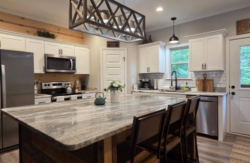 Morganton House | Relax & Renew Private House with Hot Tub