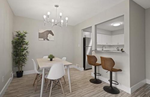 Rochester Apartment | Relax & Unwind in Rochester Cozy Vacation Spot