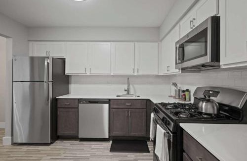 Rochester Apartment | Relax & Unwind in Rochester Cozy Vacation Spot