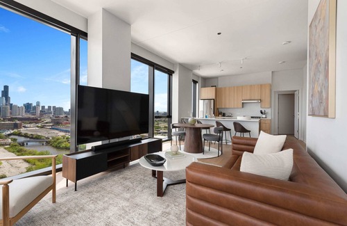 River North Apartment | Relaxation Lovers, Best Peaceful Retreat | TheFir