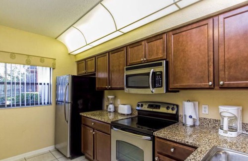 Doctor Phillips Resort | RELAXING 2 BEDROOM AT LAKE RESORT NEAR DISNEY, UNIVERSAL AND SEA WORLD