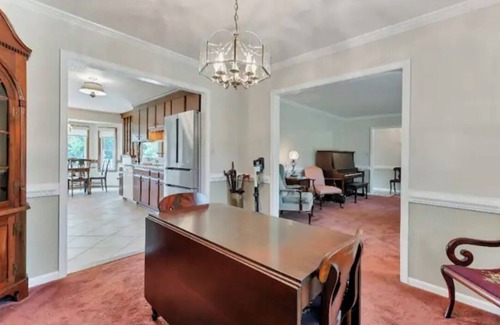 Hampton House | Relaxing 3BR Waterfront Escape Sleeps 6
