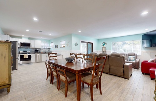 Fulton House | Relaxing coastal home with outdoor gathering area, arcade game - close to water