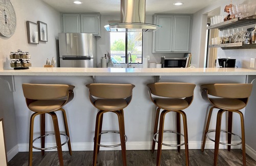 Palm Desert Condo | Relaxing desert retreat with amazing mountain and lake view on the 7th fairway!